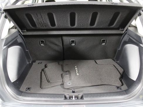 Certified 2026 Hyundai Venue SE image 17