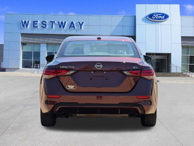 Used 2024 Nissan Sentra SV FWD image 4