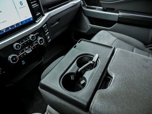 Certified 2022 Ford F150 XLT w/ Equipment Group 302A High image 26