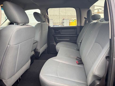 Used 2017 RAM 1500 Express w/ Black Ram 1500 Express Group image 26