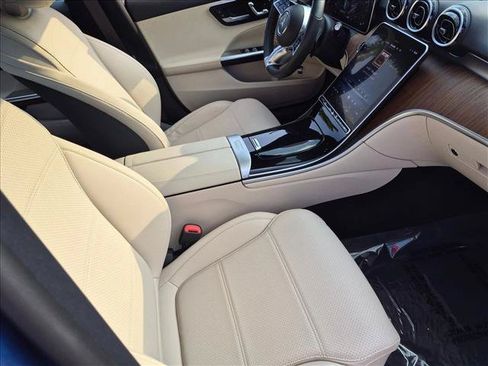 Used 2023 Mercedes-Benz C 300 4MATIC Sedan image 21