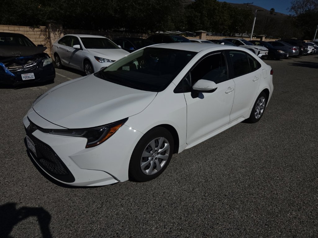 Used 2022 Toyota Corolla LE FWD image 1