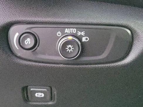 Used 2024 Chevrolet Blazer RS w/ Enhanced Convenience Package image 25