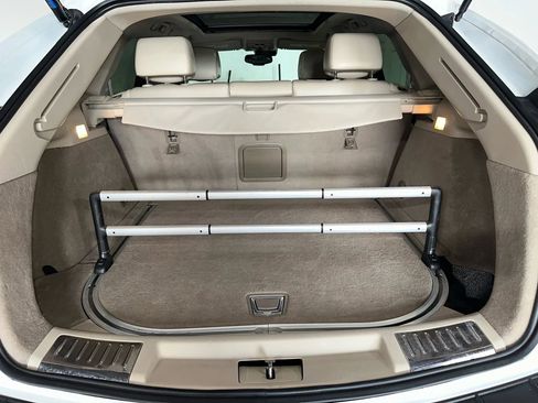 Used 2015 Cadillac SRX Luxury w/ Driver Awareness Package image 33