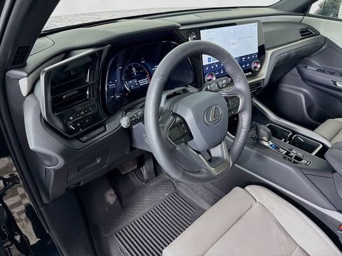 Used 2026 Lexus TX 350 AWD w/ Technology Package image 9