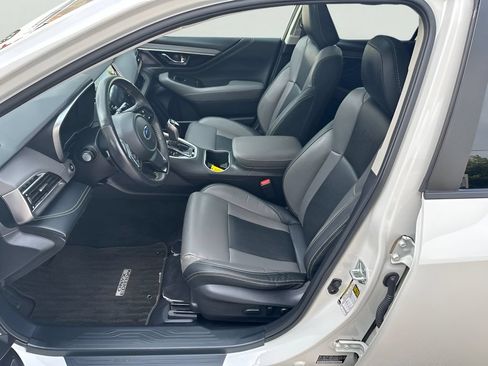 Used 2024 Subaru Outback Onyx Edition AWD/4WD image 10
