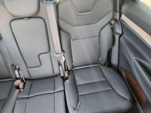 New 2025 Volvo EX90 Plus w/ Protection Package Premier image 14