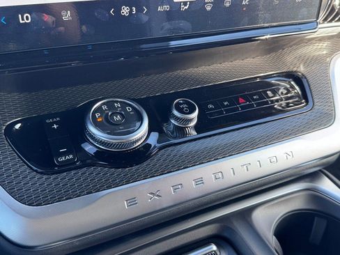 New 2025 Ford Expedition Platinum w/ Stealth Performance Package image 14