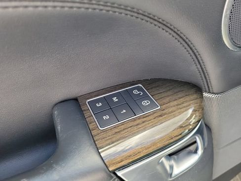 Used 2016 Land Rover Range Rover Sport HSE AWD/4WD image 17