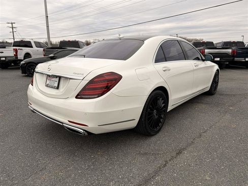 Used 2018 Mercedes-Benz S 560 4MATIC Sedan image 5