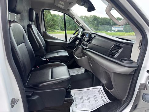 Used 2020 Ford Transit 250 Low Roof AWD image 29