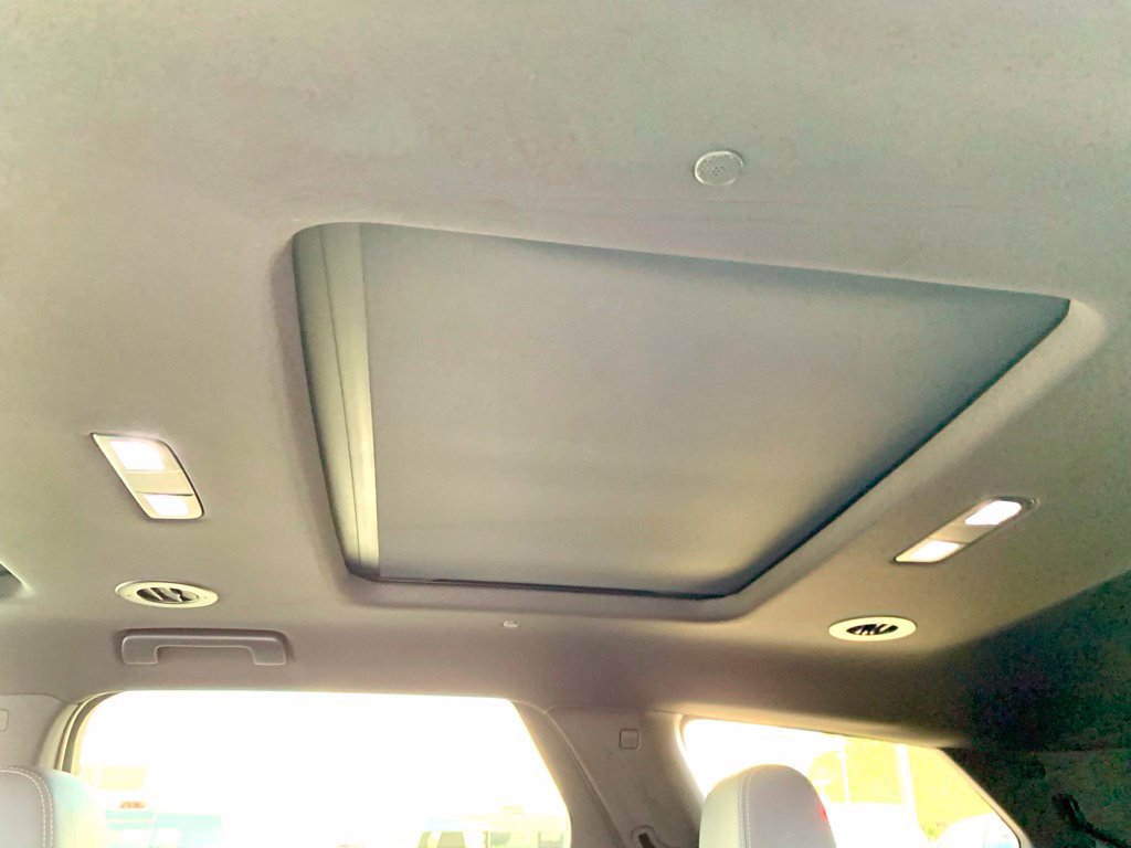 Used 2022 Buick Enclave Premium w/ Experience Buick Package FWD image 49