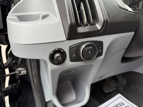 Used 2018 Ford Transit 350 XL RWD image 13