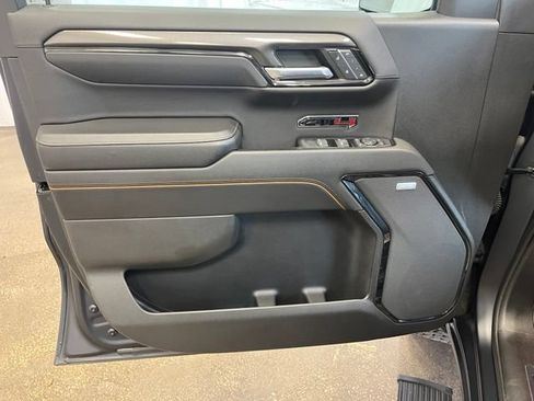 Used 2022 GMC Sierra 1500 AT4 w/ AT4 Premium Package AWD/4WD image 12
