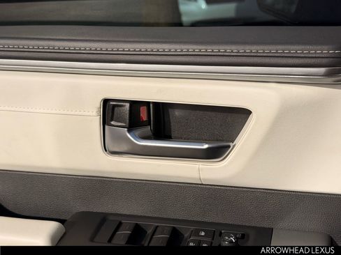 Used 2024 Toyota Sequoia Capstone image 20