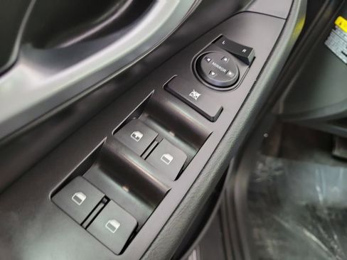 Used 2019 Hyundai Elantra GT image 15