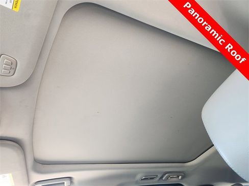 Used 2021 Ford Expedition Max Limited image 13