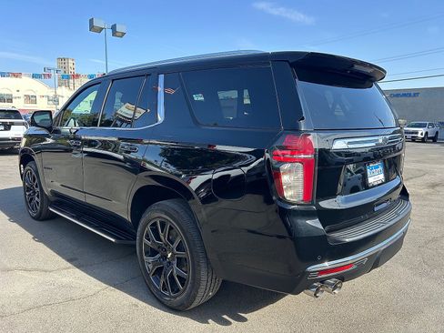 Used 2021 Chevrolet Tahoe Premier w/ Premium Package RWD image 5