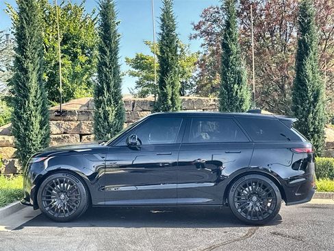 Used 2025 Land Rover Range Rover Sport SV Edition Two image 2