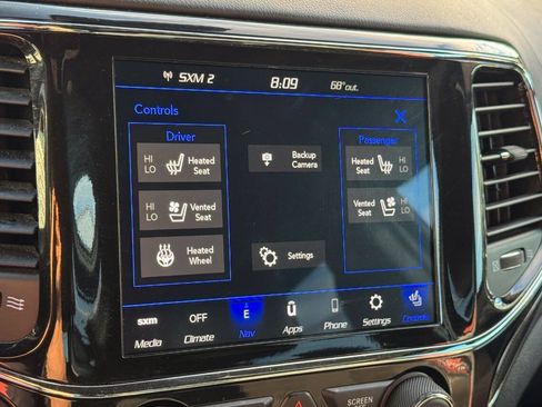 Used 2021 Jeep Grand Cherokee SRT AWD/4WD image 35