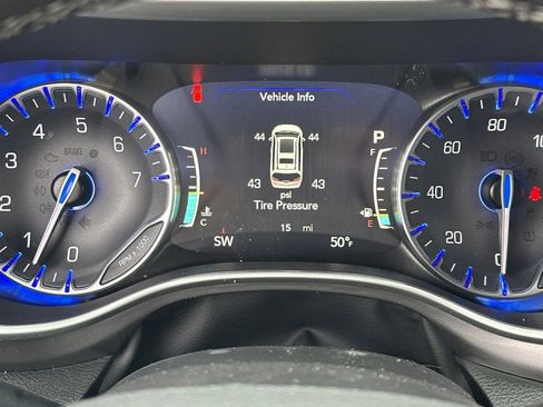 New 2026 Chrysler Pacifica Select image 30