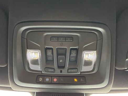 Used 2023 GMC Sierra 1500 AT4 w/ Technology Package image 20