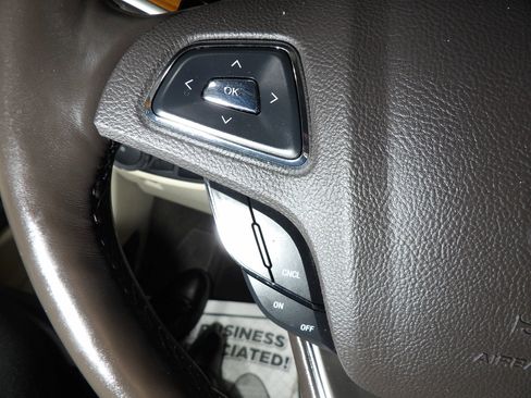 Used 2019 Lincoln MKC Select w/ Select Plus Package image 24