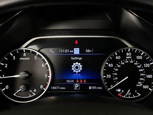 Used 2024 Nissan Murano Platinum w/ Cargo Package image 14