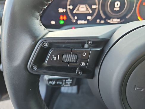 Used 2020 Porsche Taycan Turbo image 20