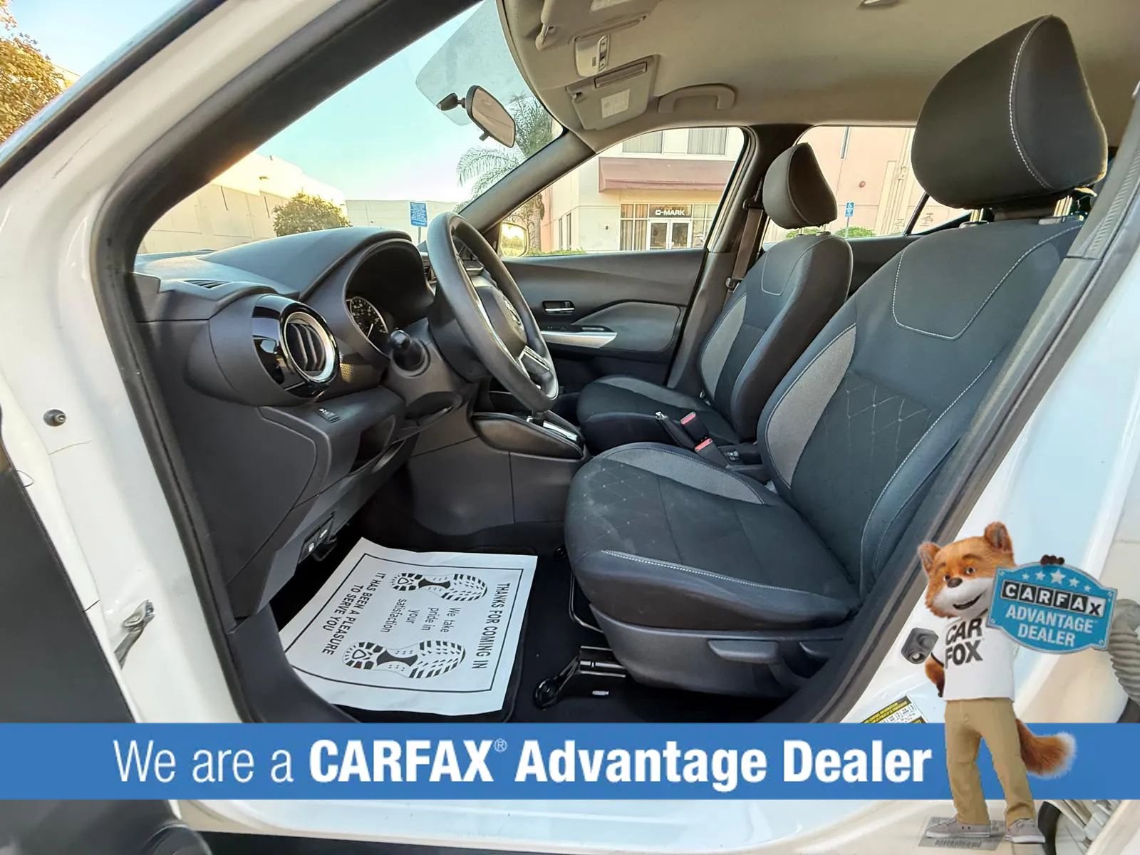 Used 2018 Nissan Kicks SV FWD image 38