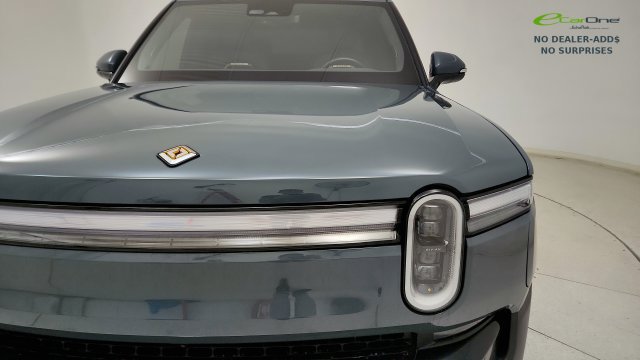 Used 2026 Rivian R1T Premium Tri AWD/4WD image 23