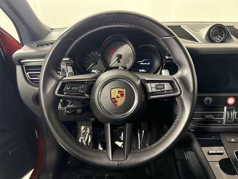 Certified 2023 Porsche Macan S image 36