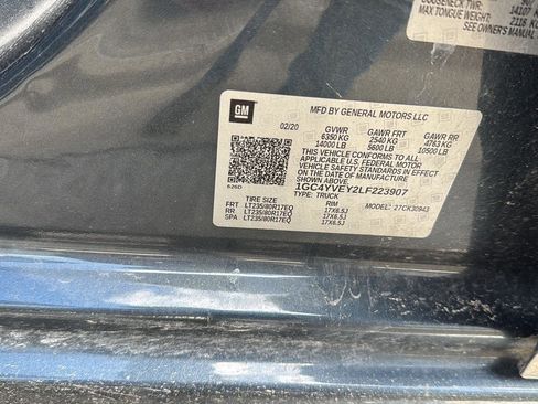 Used 2020 Chevrolet Silverado 3500 High Country w/ Technology Package image 1