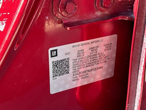 Used 2018 Chevrolet Malibu LT FWD image 34
