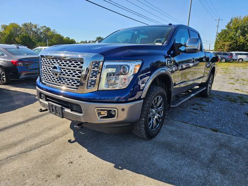 Used 2018 Nissan Titan Platinum Reserve w/ Platinum Utility Package image 1