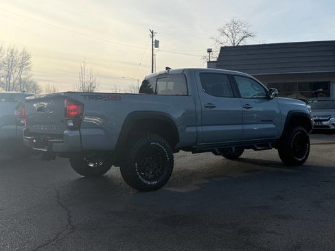 Used 2019 Toyota Tacoma TRD Off-Road image 99