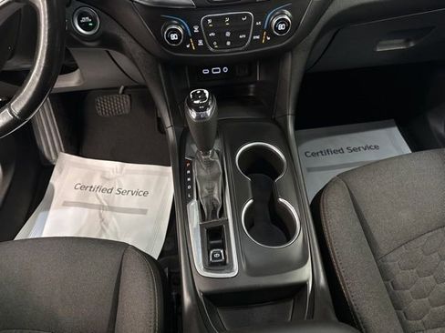 Used 2020 Chevrolet Equinox LT image 17