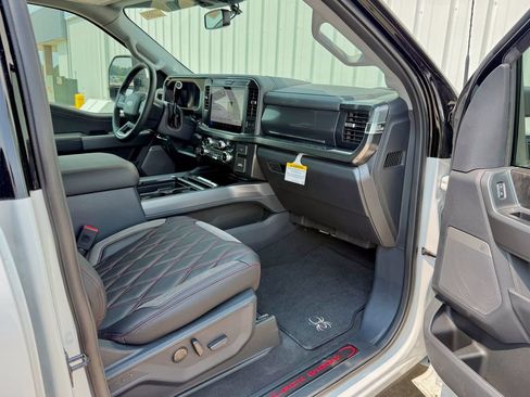 New 2026 Ford F350 Lariat AWD/4WD image 19