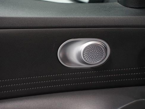 Used 2024 Hyundai Elantra SE image 29