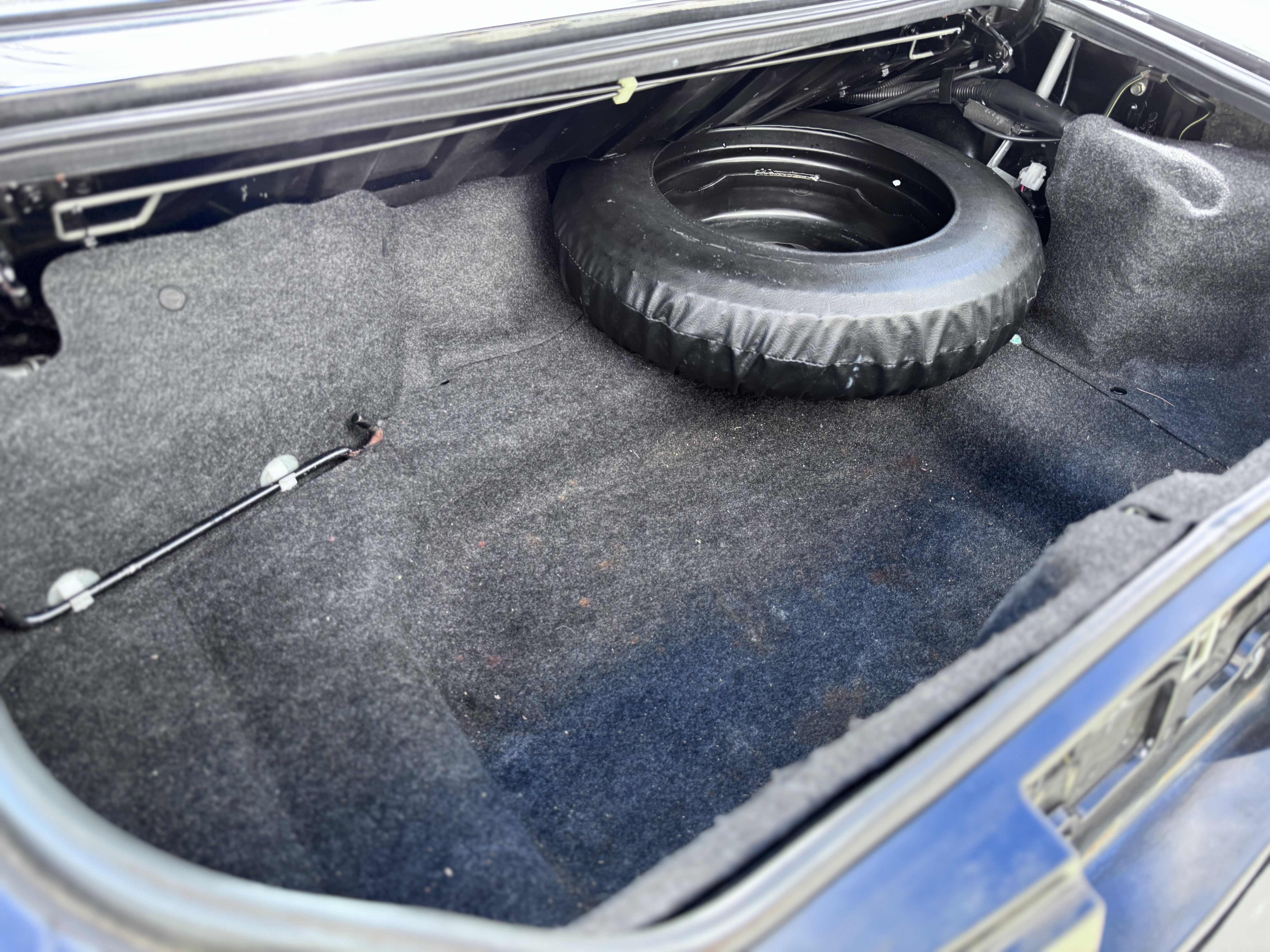 Used 1996 MAZDA MX-5 Miata RWD image 46