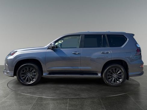Used 2023 Lexus GX 460 Luxury w/ Sport Design Package AWD/4WD image 5