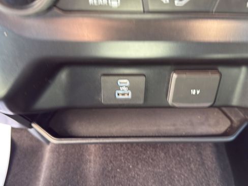 Used 2021 Ford F150 XLT AWD/4WD image 30