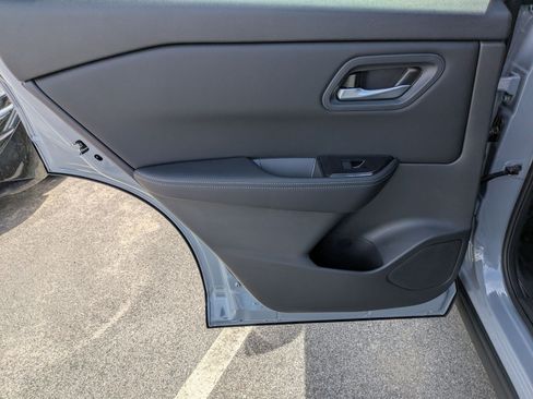 New 2026 Nissan Rogue SV FWD image 22