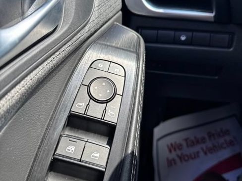 Certified 2023 Nissan Rogue SV AWD/4WD image 29