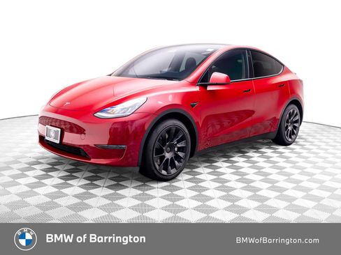 Used 2022 Tesla Model Y Long Range AWD/4WD image 1
