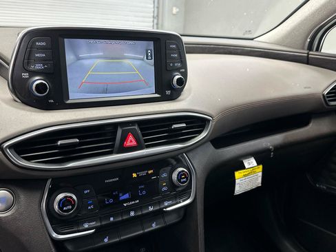 Used 2019 Hyundai Santa Fe Limited FWD image 22