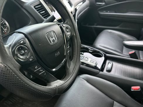 Used 2020 Honda Ridgeline RTL-E image 14