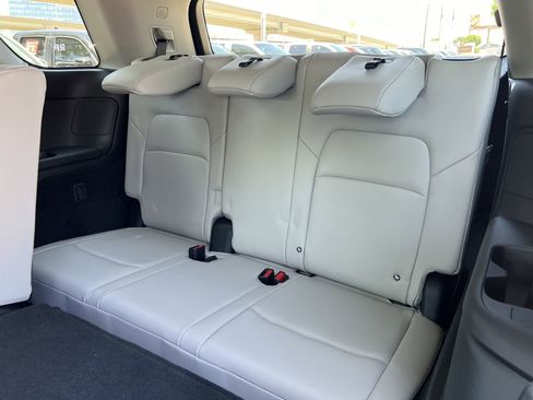 New 2026 Nissan Pathfinder SL FWD image 16