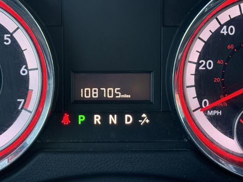 Used 2015 Dodge Grand Caravan SXT image 14