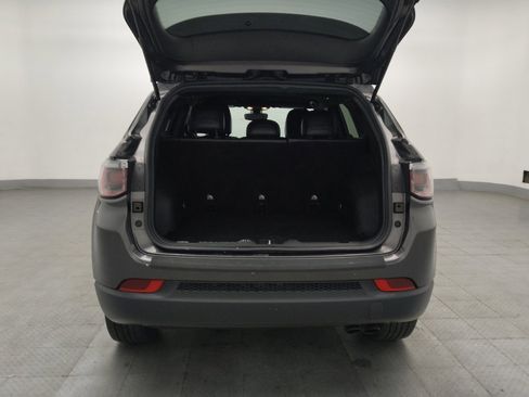 Used 2021 Jeep Compass Latitude AWD/4WD image 29